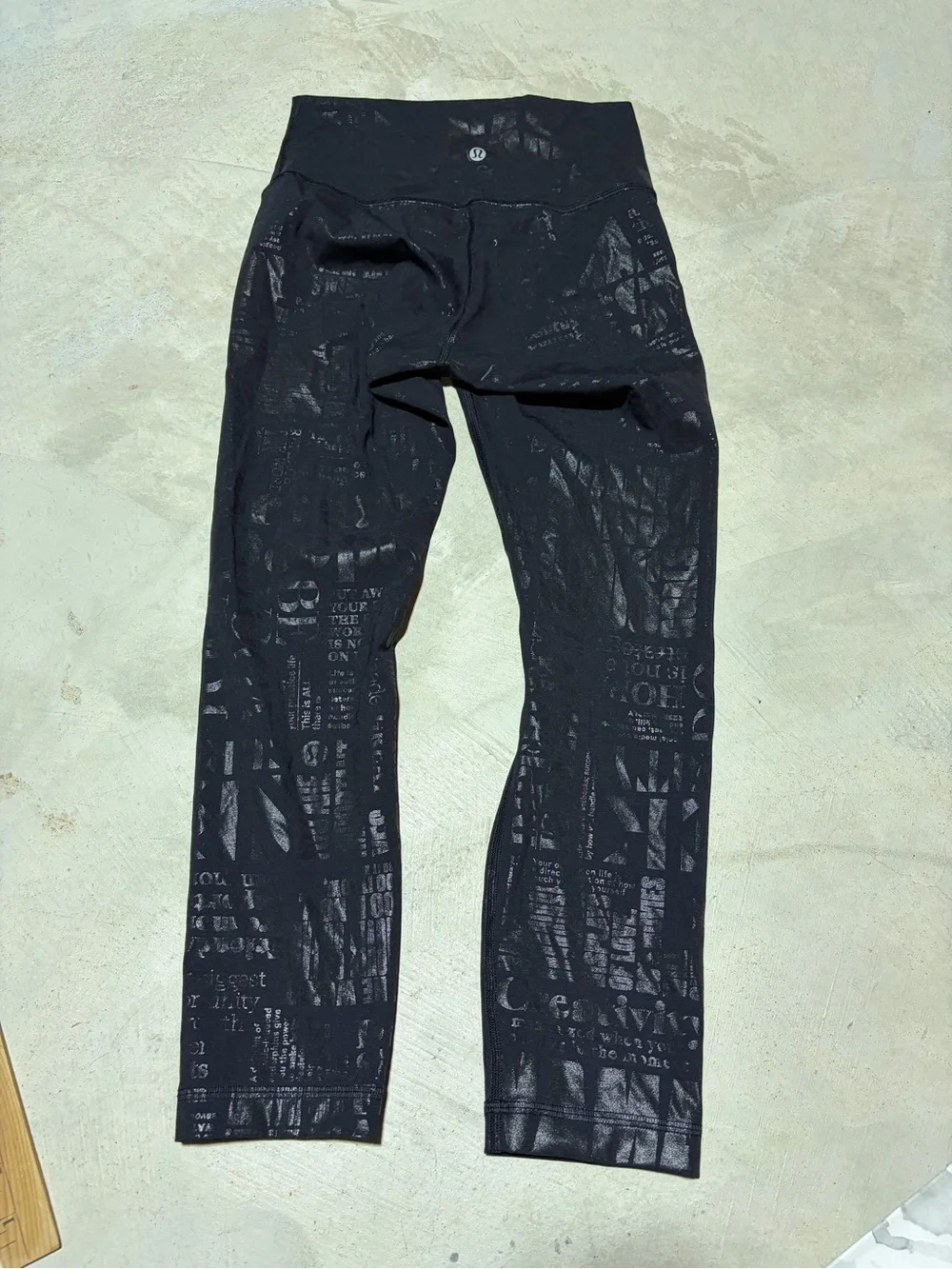 Lululemon Wunder under Black High-Rise Crop Leggings manifesto 4
